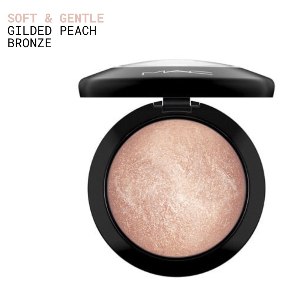 MAC Mineralize Skinfinish in GOLD DEPOSIT